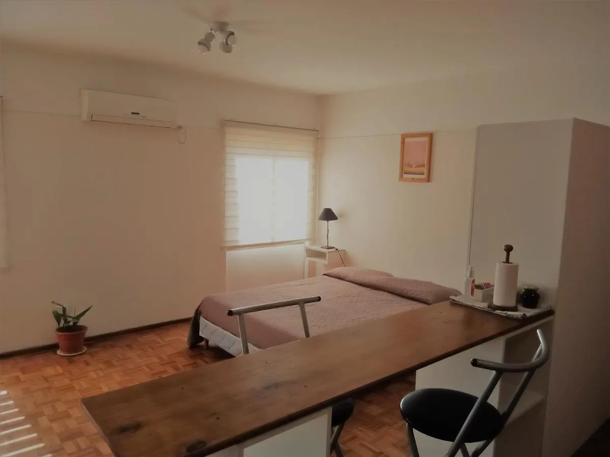 شقة Mendoza Capital Microcentro الأرجنتين